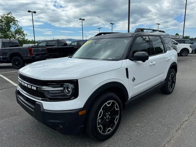 Used 2025 White Ford Outer Banks image 3