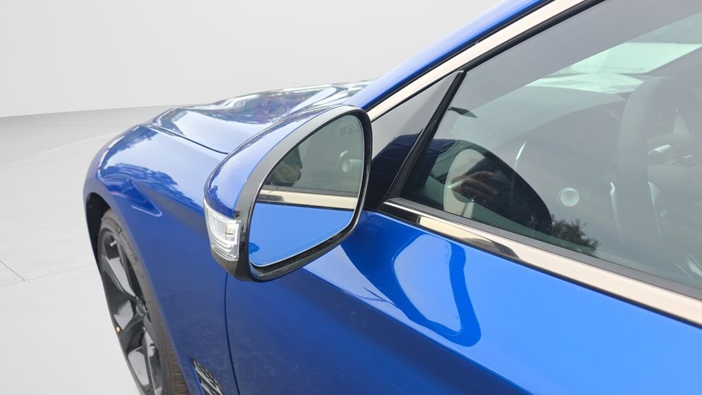 New 2026 Blue Genesis 3.3T Sport Prestige image 27
