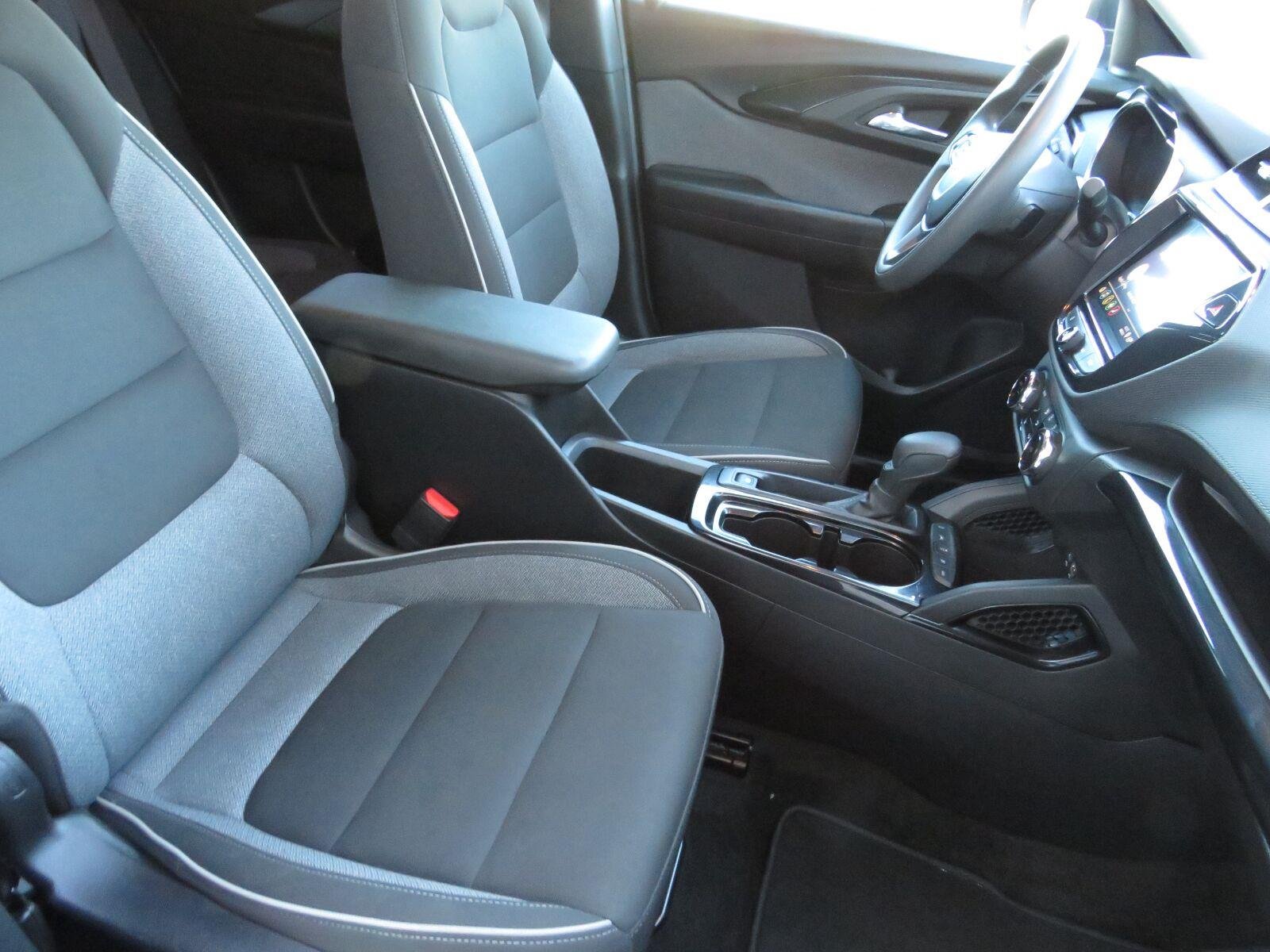 Used 2021 Midnight Blue Metallic Chevrolet LT image 28