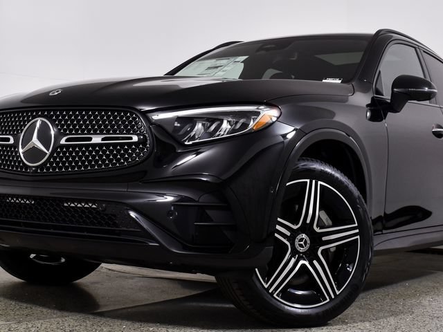 New 2026 Black Mercedes-Benz GLC 300 image 46