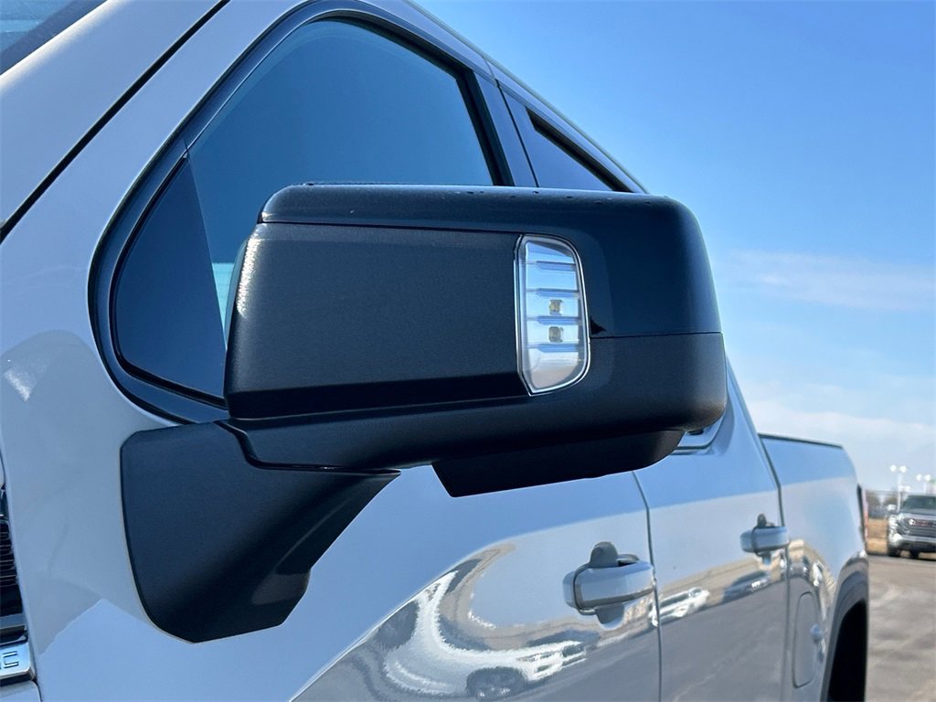 2026 GMC SIERRA - Image 12