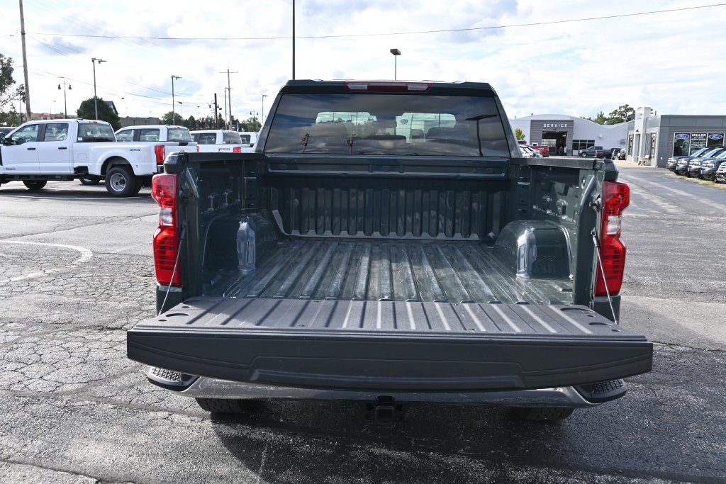 Used 2025 Cypress Chevrolet LT image 12