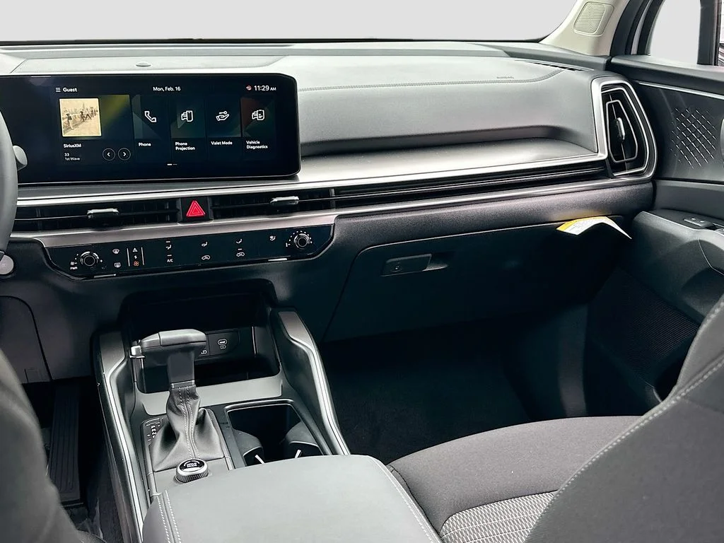 New 2026 Glacial White Pearl Kia LX image 21