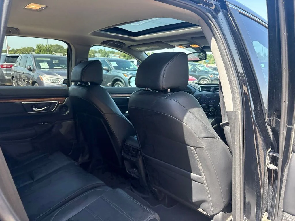 Used 2020 Black Honda EX-L image 33