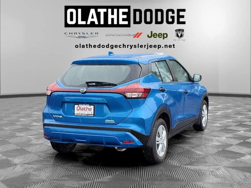 Used 2025 Blue Nissan S image 25