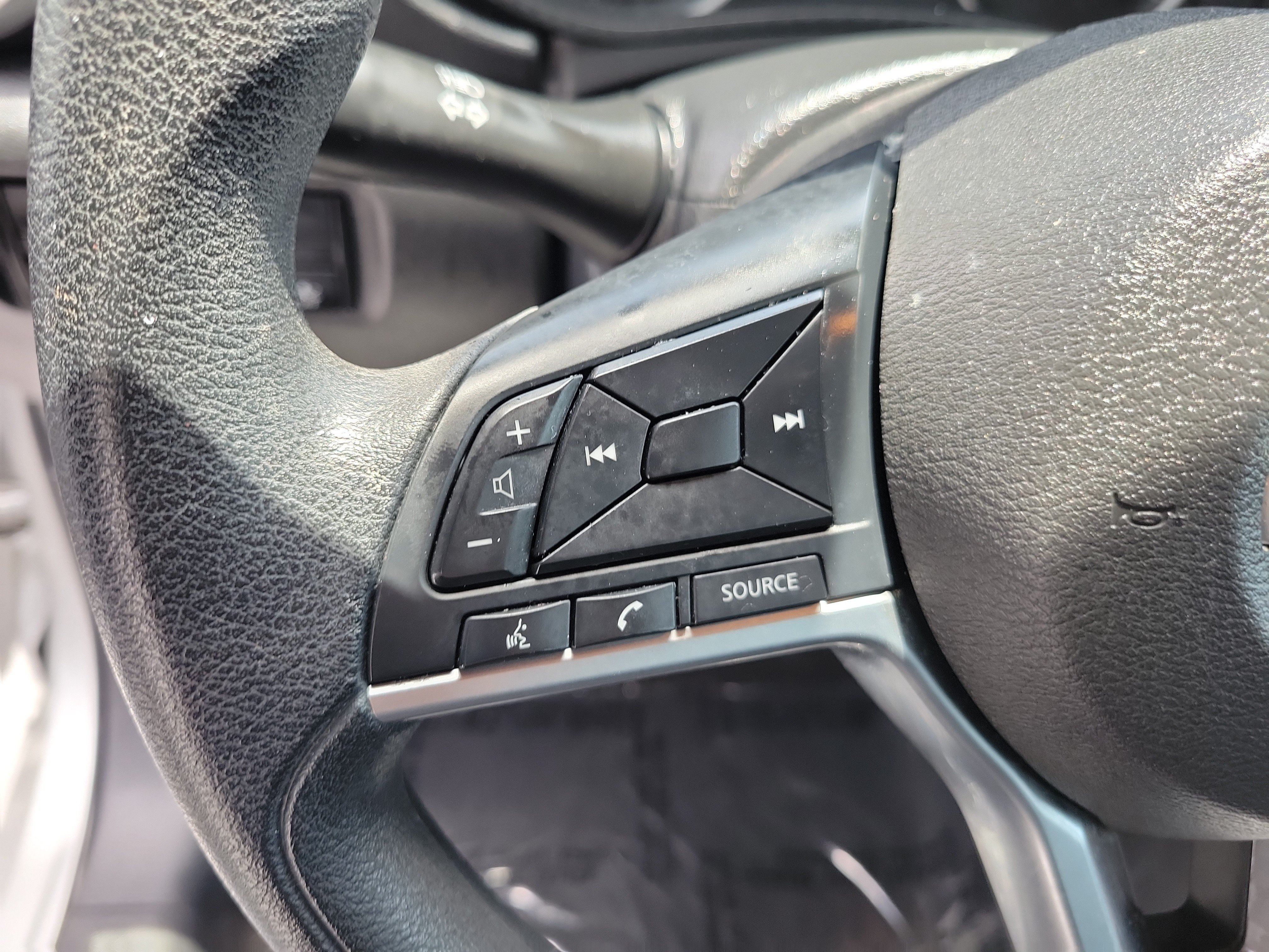 Used 2022 Brilliant Silver Metallic Nissan S image 24