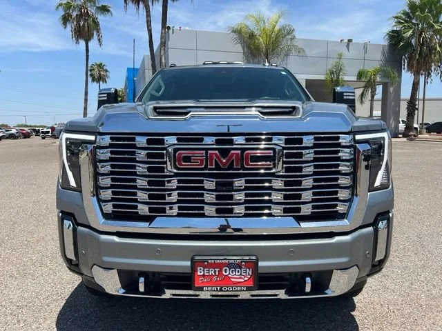 Used 2025 Sterling Metallic GMC Denali image 2