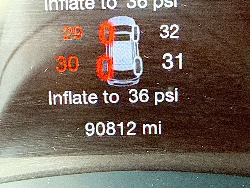 Used 2020 Gray Jeep Limited image 41