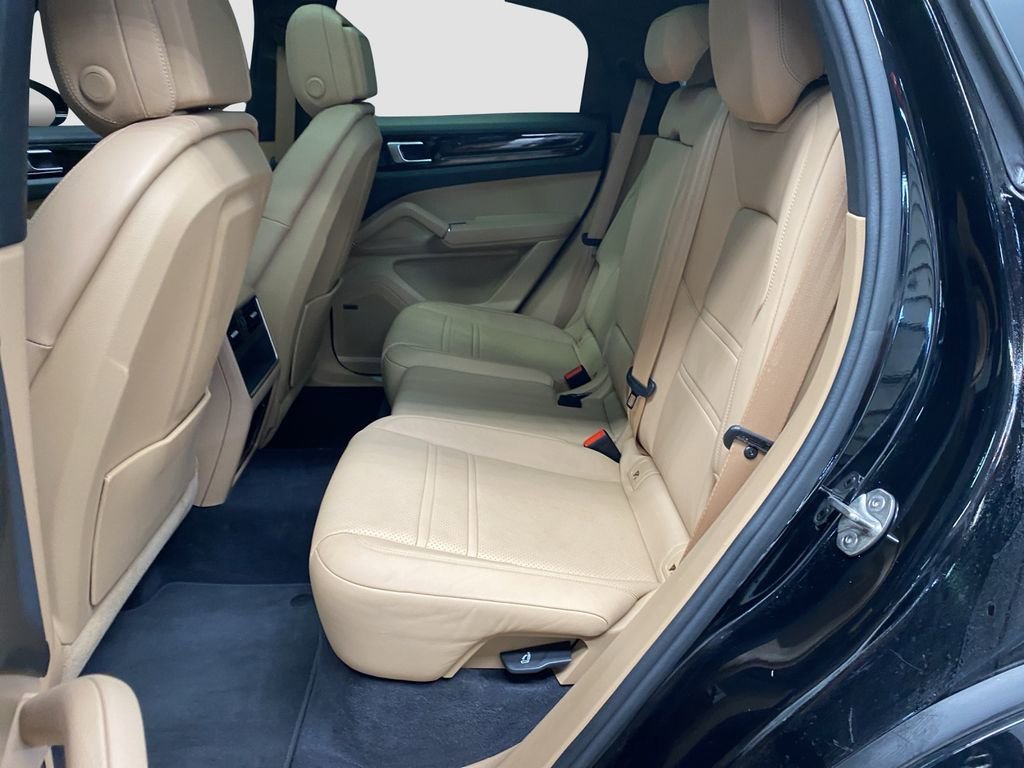 2022 Porsche Cayenne Coup Platinum Edition - Photo 35