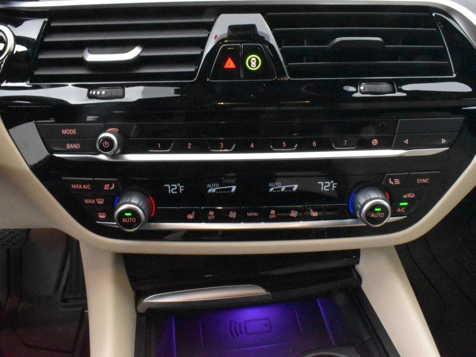 Used 2023 Phytonic Blue Metallic BMW 530i image 27