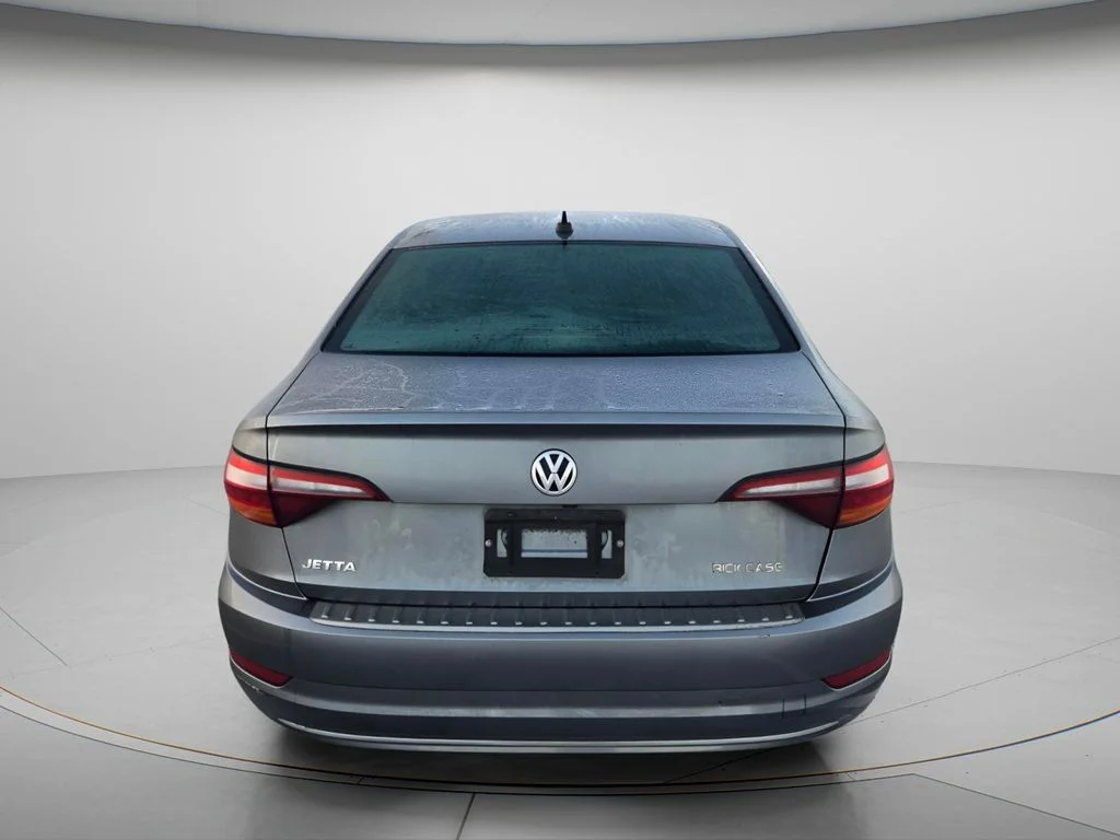 Used 2019  Volkswagen SEL image 4