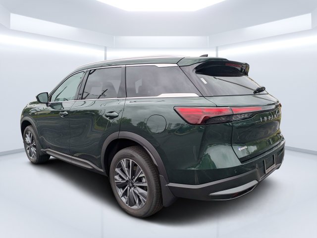 New 2027 Green INFINITI LUXE image 5