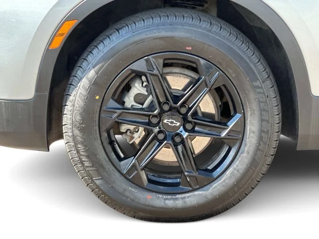 Used 2023 Gray Chevrolet LT image 8