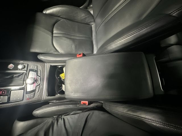 Used 2014  Audi 4.0T Prestige image 28