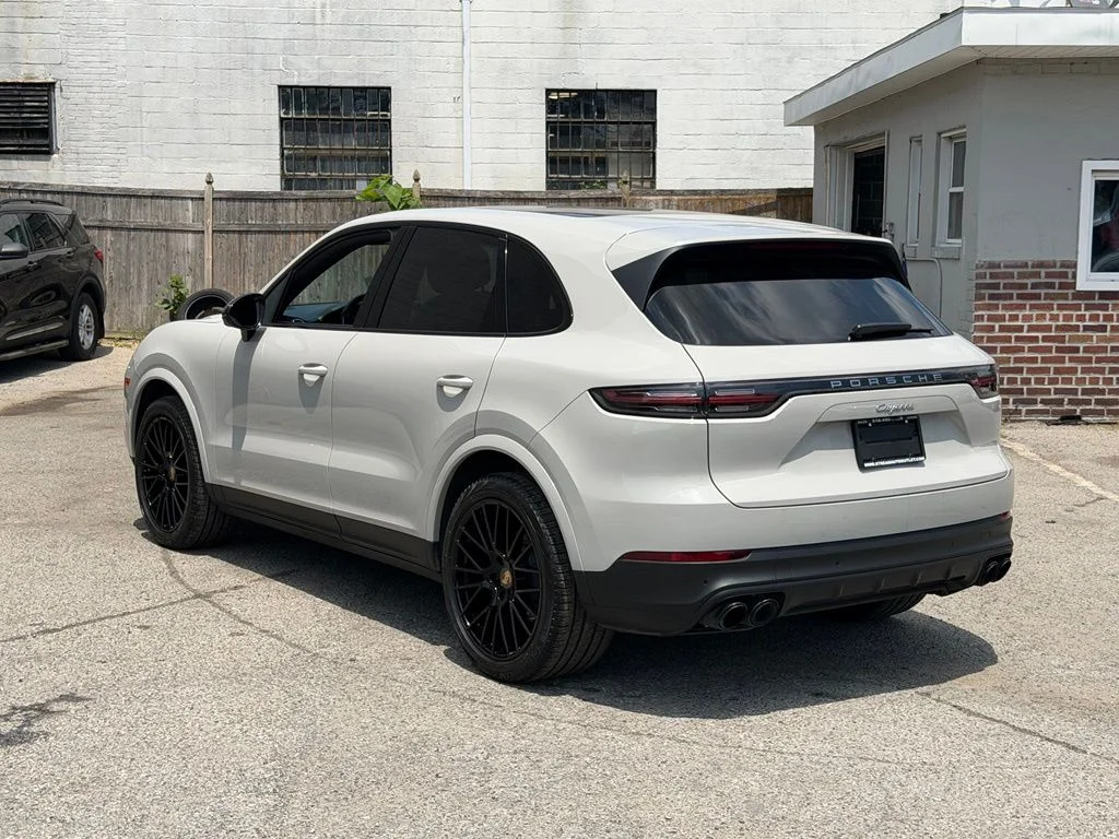 Used 2023 Black Porsche Base image 5