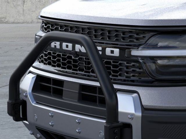 New 2025 Carbonized Gray Metallic Ford Outer Banks® image 18