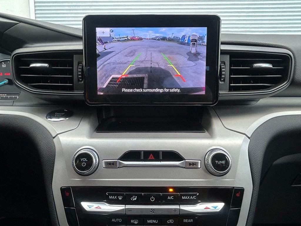 Used 2023 Red Ford XLT image 12