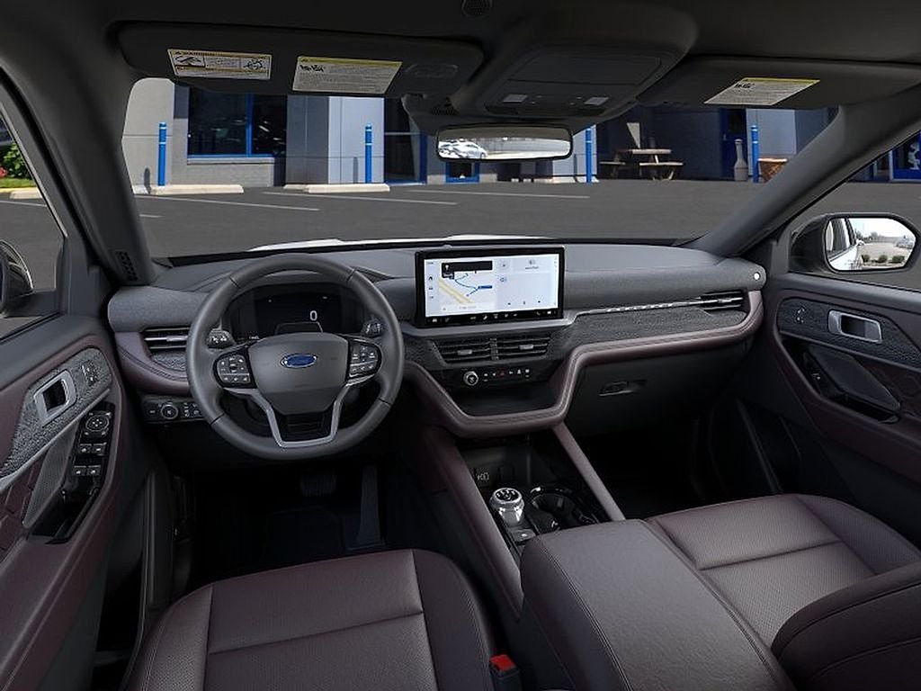 New 2026 Space White Metallic Ford Platinum™ image 9