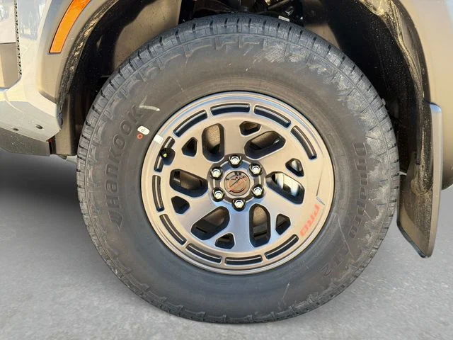 2026 Nissan Frontier PRO-4X - Photo 12
