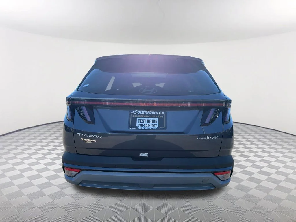 Used 2025 Gray Hyundai Limited image 6