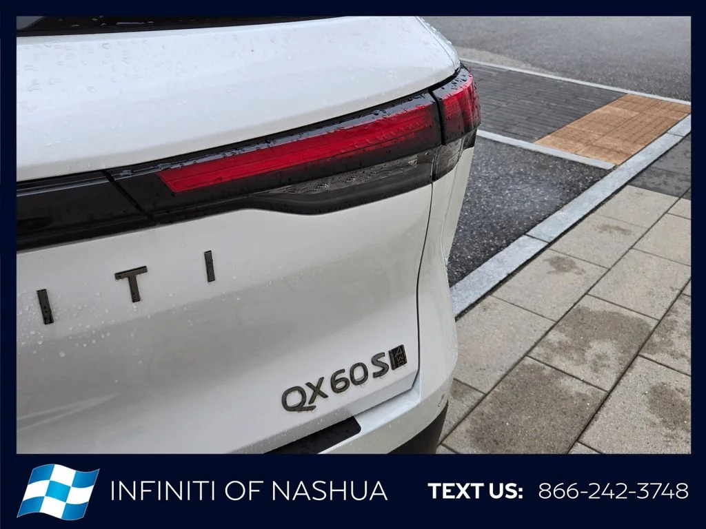 New 2027 2T RAD WHT INFINITI Sport AWD image 13