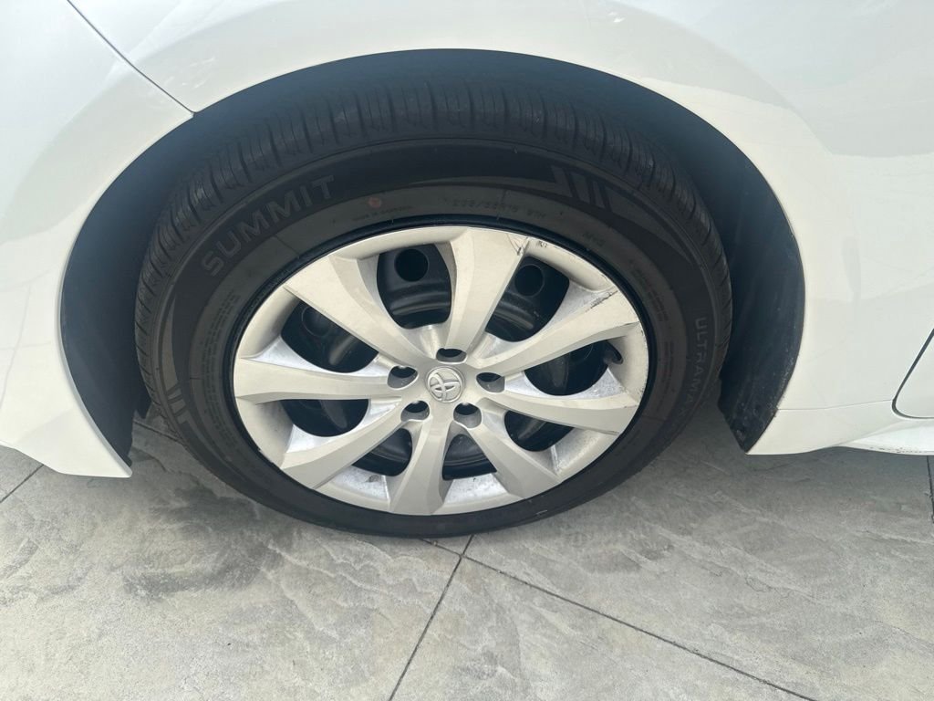 Used 2024 White Toyota LE image 9