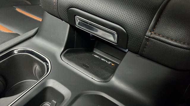 Used 2025 Thunderstorm Gray GMC AT4 image 32
