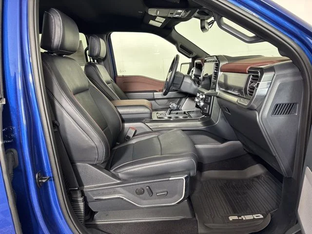 Used 2023 Blue Metallic Ford Lariat image 3