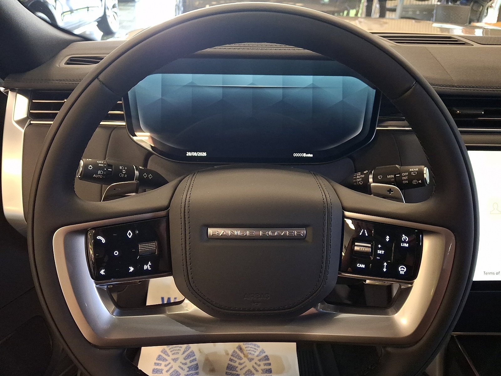 New 2026 Batumi Gold LAND ROVER SE 7 Seats image 11