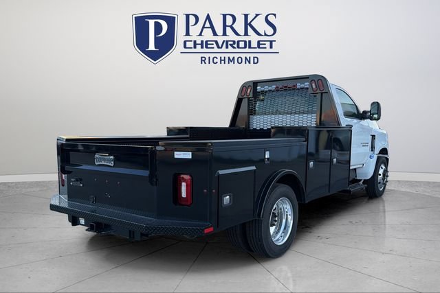 New 2024 Summit White Chevrolet Work Truck image 9