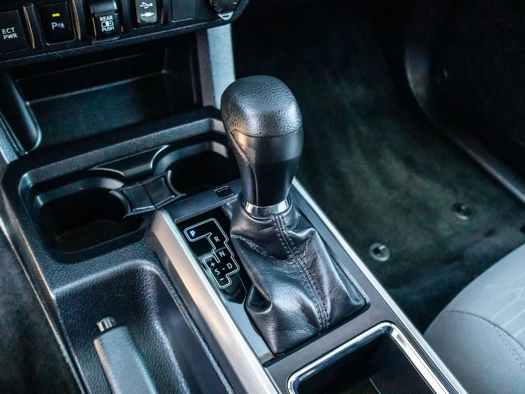 Used 2019 White Toyota SR5 image 24