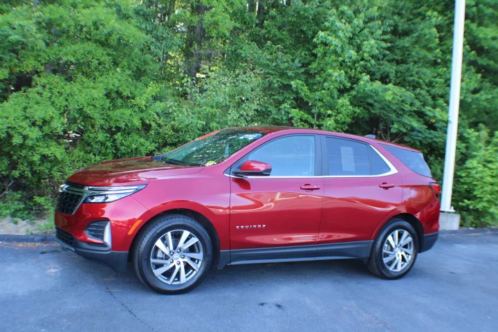 Used 2023 Radiant Red Tintcoat Chevrolet LT image 4