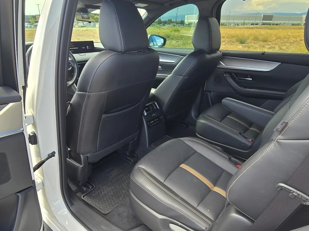 Used 2024 Rhodium White Premium Mazda Premium Plus image 15