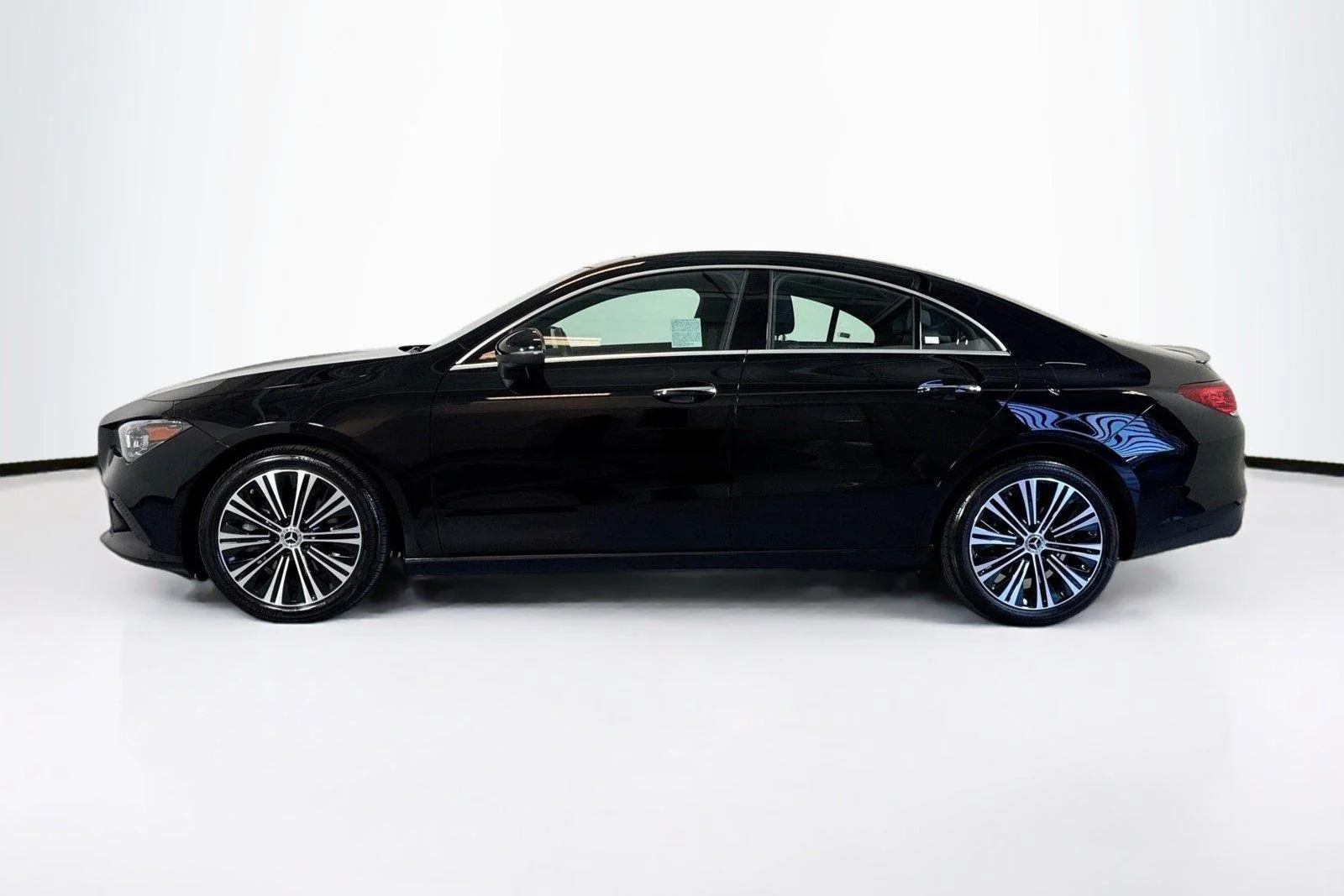 Used 2023 Night Black Mercedes-Benz CLA 250 image 8