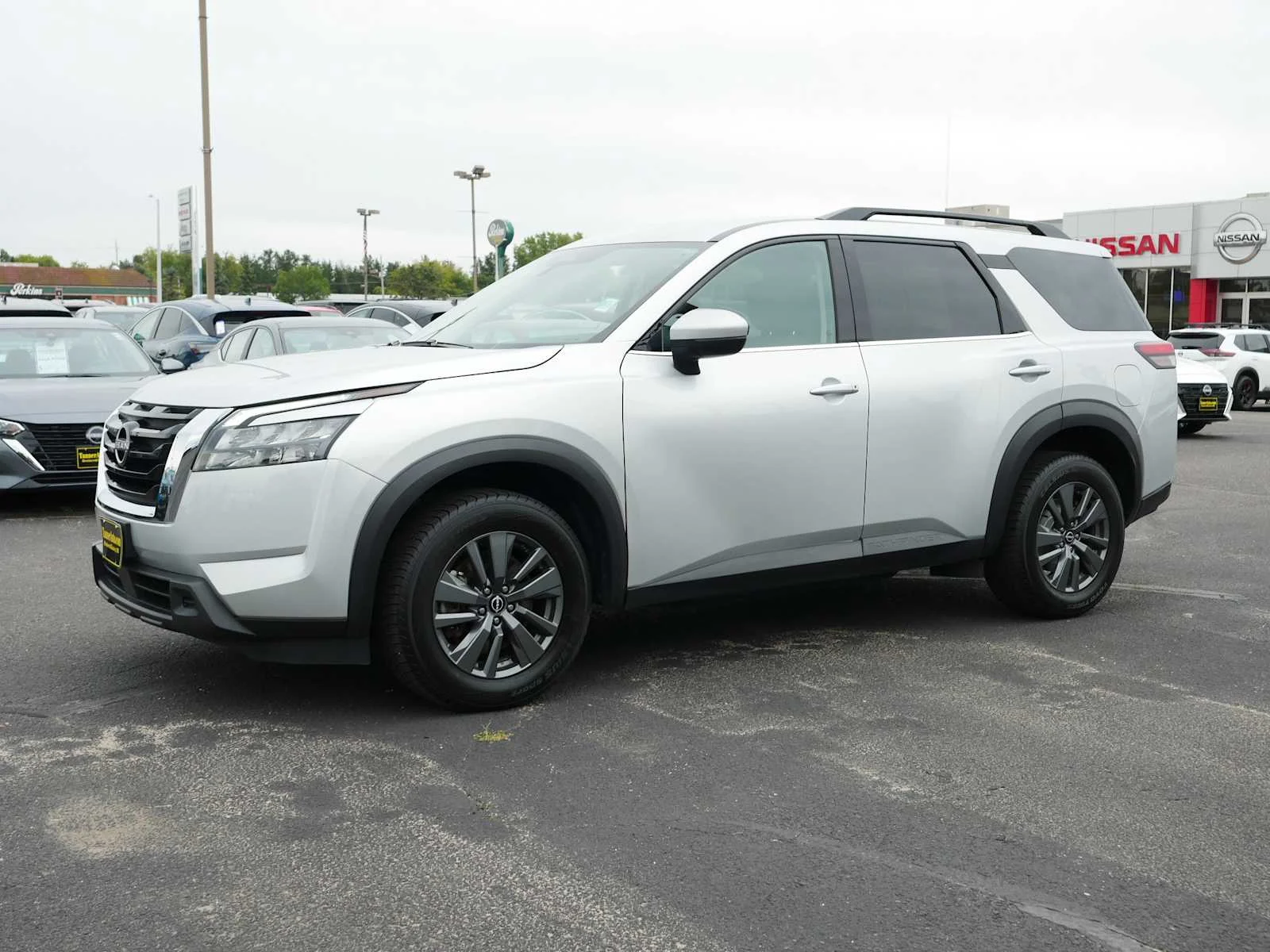 Pre-Owned 2023 Nissan Pathfinder SV Sport Utility in Brainerd