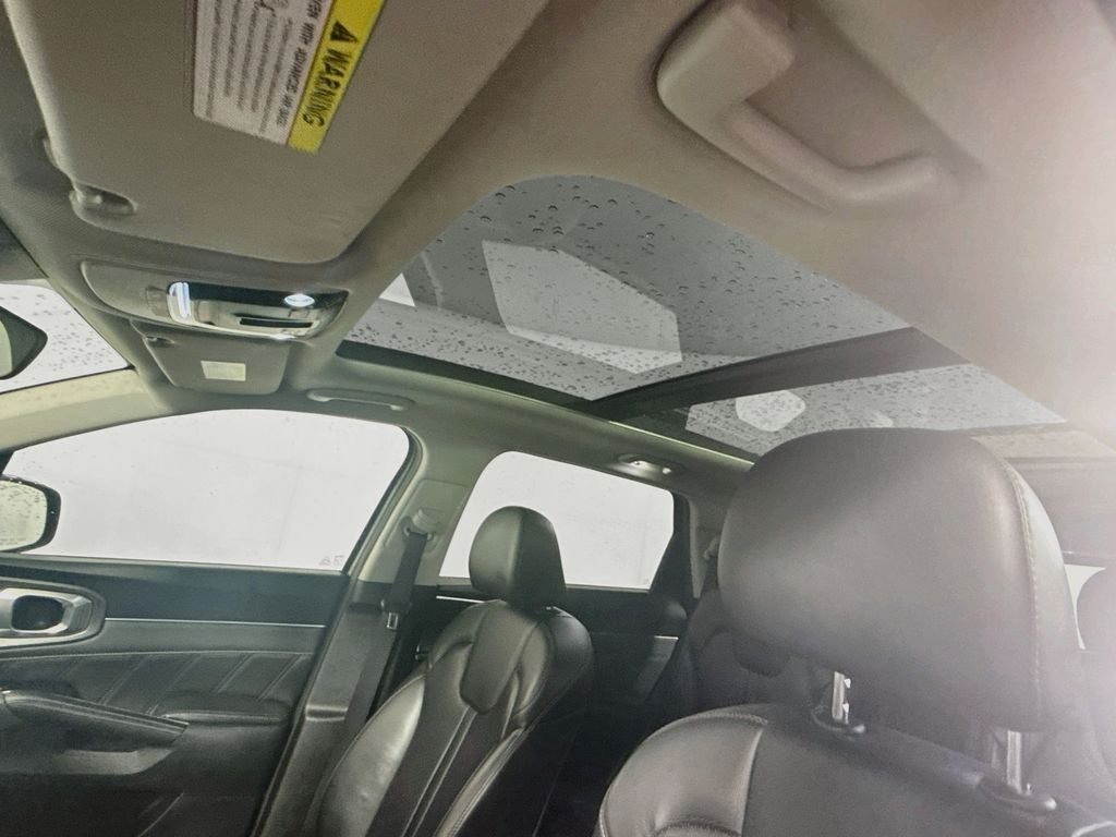 Used 2021 Gravity Grey Kia SX image 14