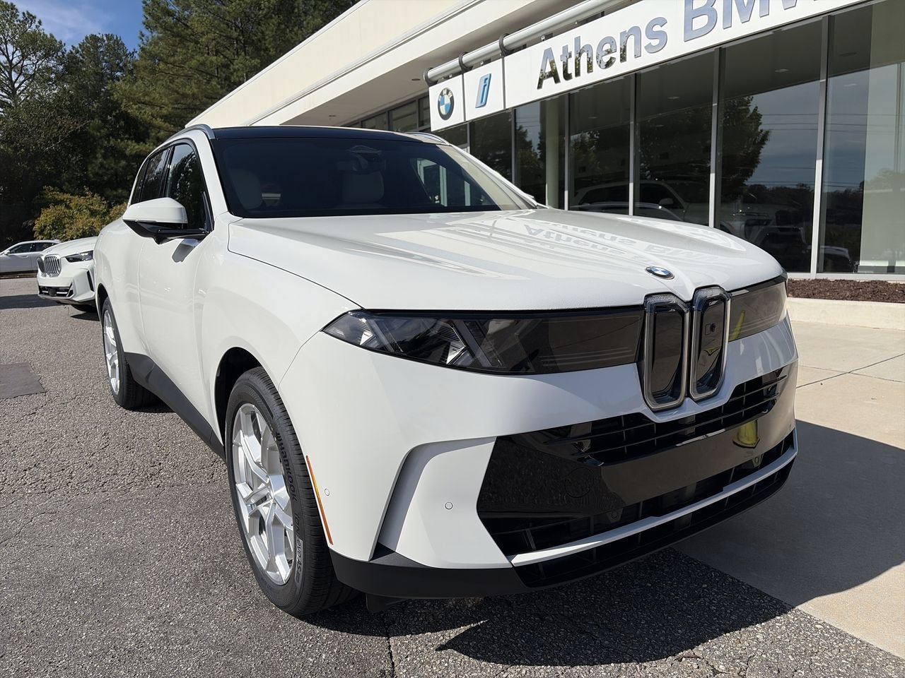 New 2027 Alpine White BMW 40 xDrive image 1