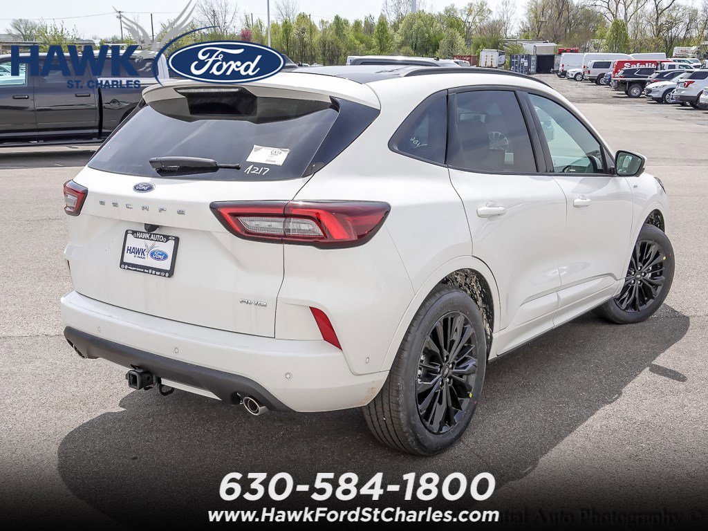 Used 2024 White Metallic Ford ST-Line Elite image 7