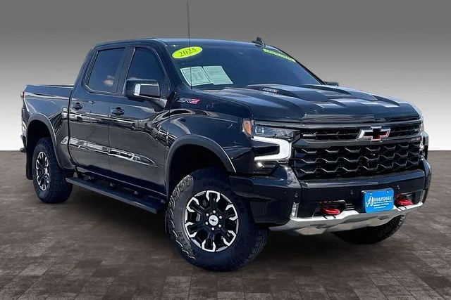 Used 2025 Black Chevrolet ZR2 image 11