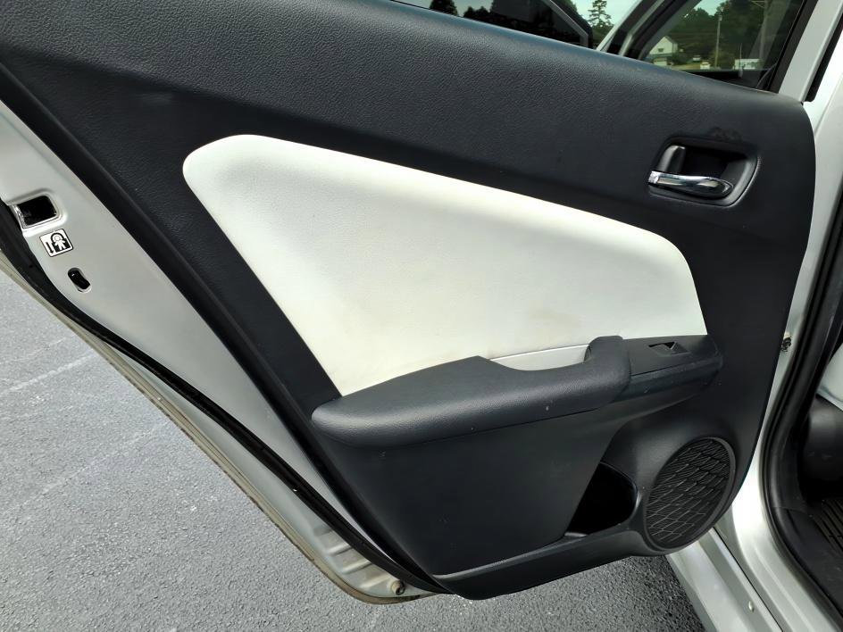 Used 2022 Classic Silver Metallic Toyota Limited image 12