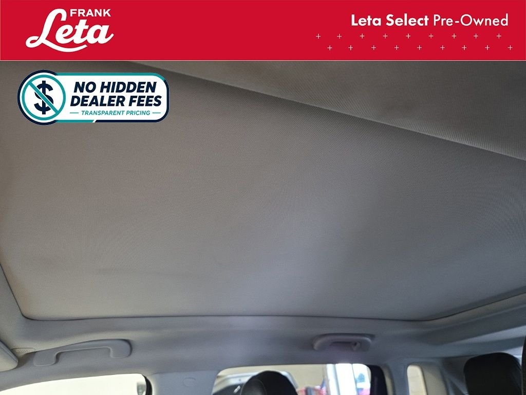 Used 2020 Olive Green Pearlcoat Jeep  image 15