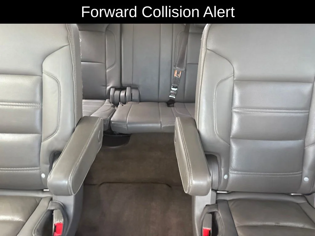 Used 2018 White GMC Denali image 32