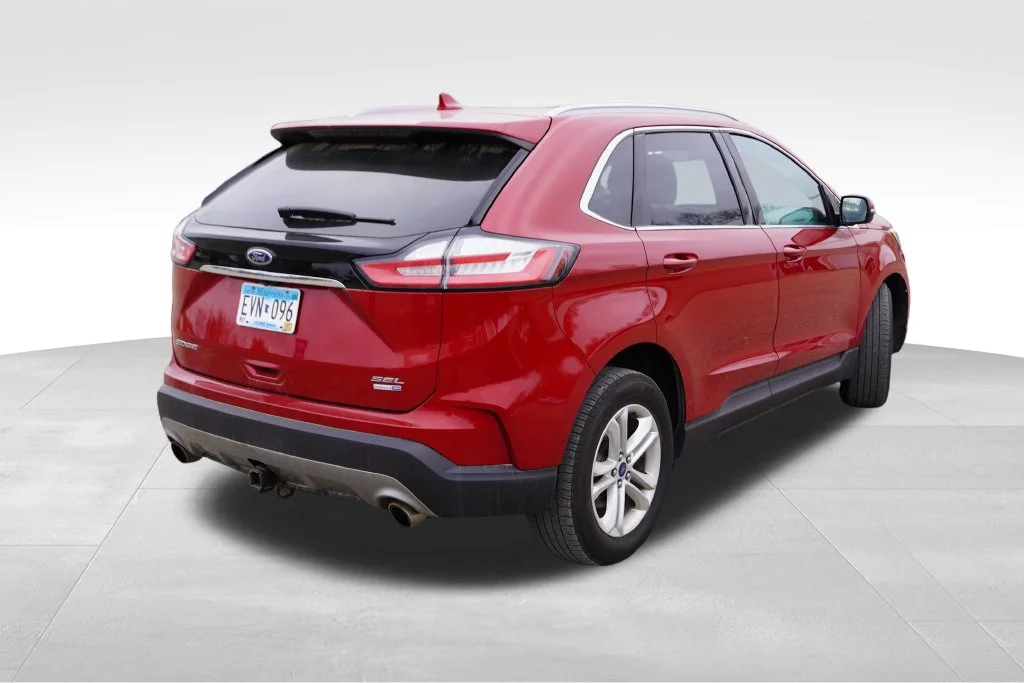 Used 2020 Red Metallic Ford SEL image 3