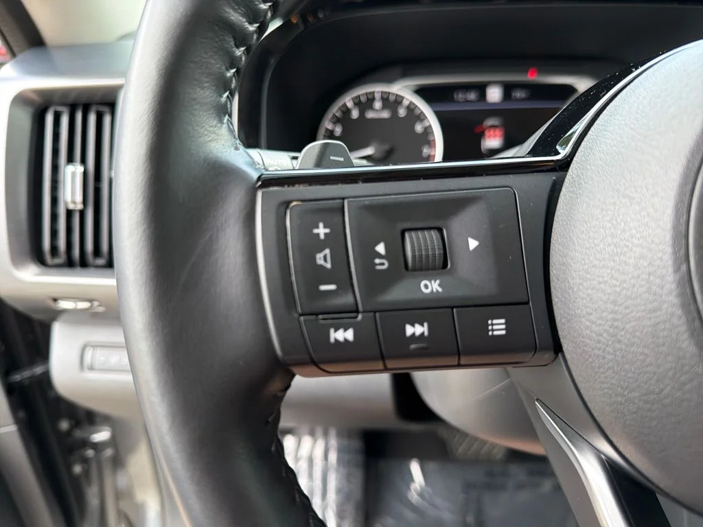 2023 Nissan Pathfinder SL - Photo 22