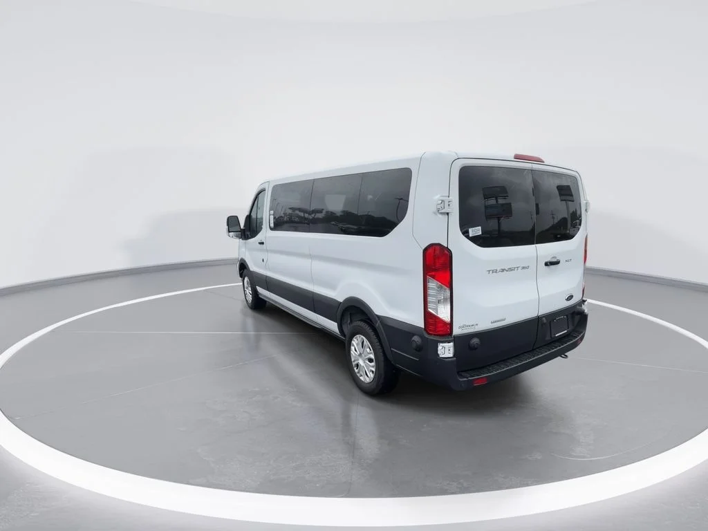 Used 2024 White Ford XLT image 5