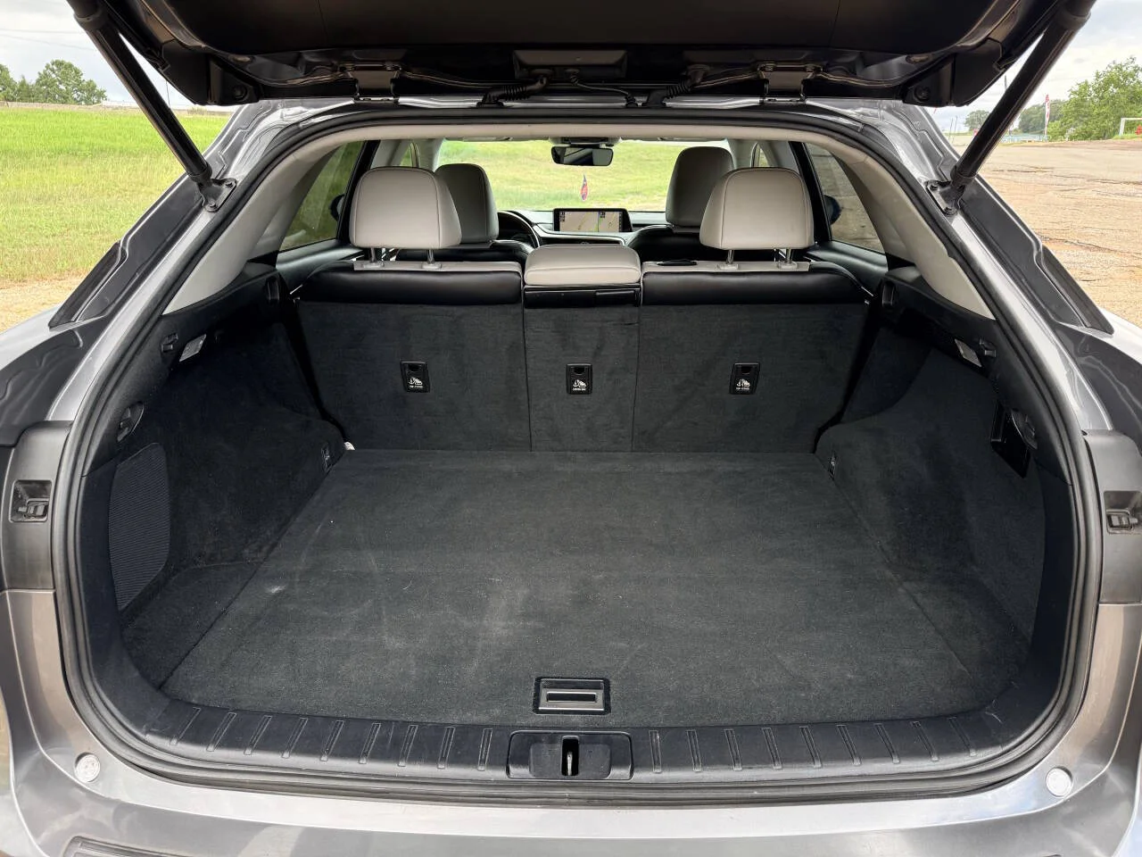 Used 2019 Charcoal Lexus Base 4dr SUV image 9