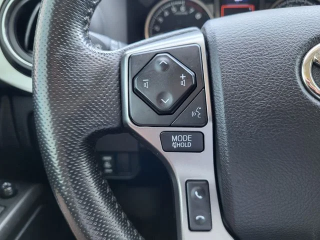 Used 2021 White Toyota SR5 image 18
