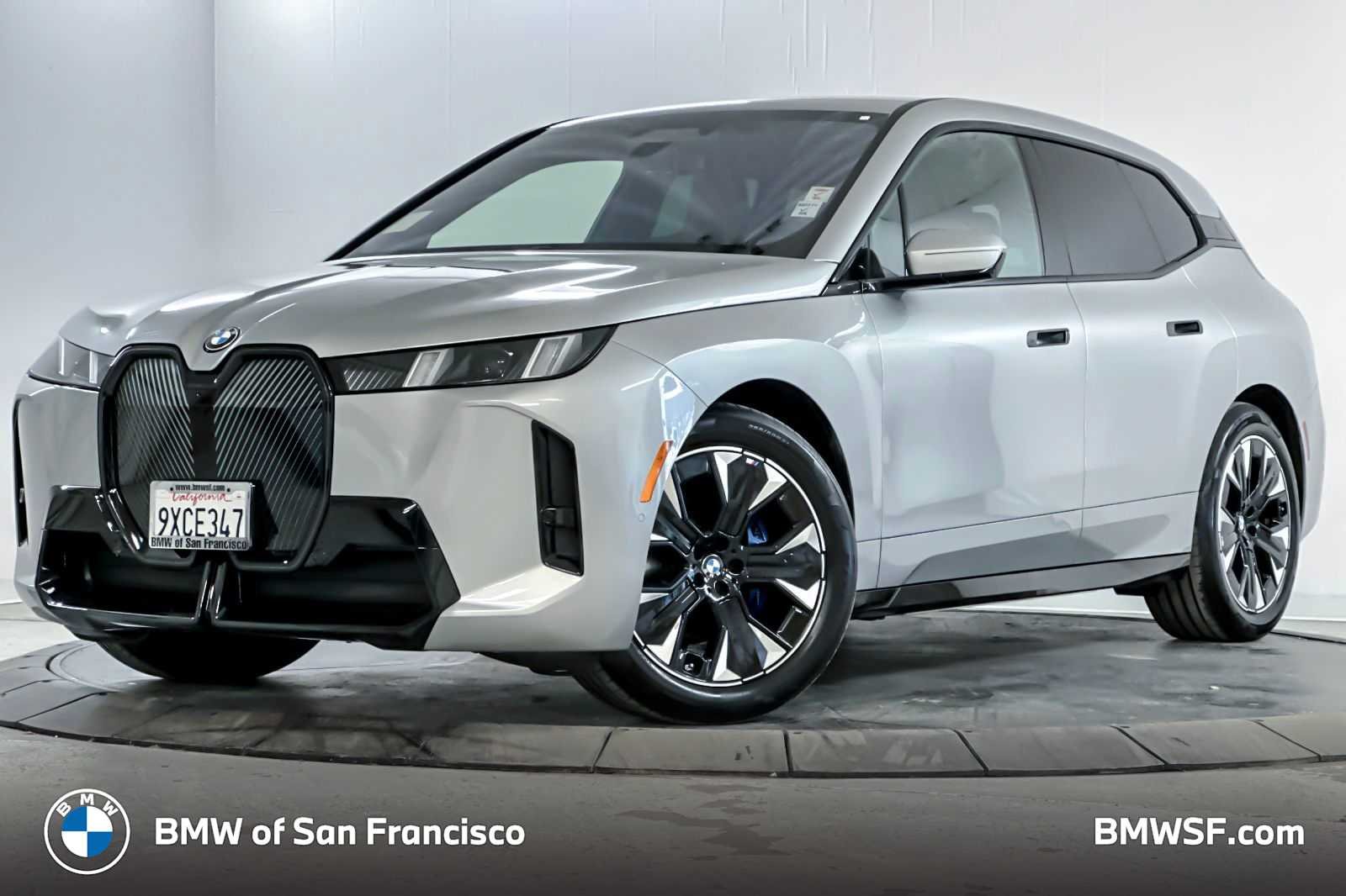 2026 BMW iX xDrive45's photo