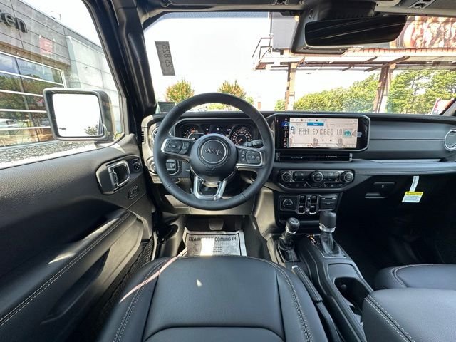 2025 Jeep Wrangler 4-Door Sahara - Photo 16