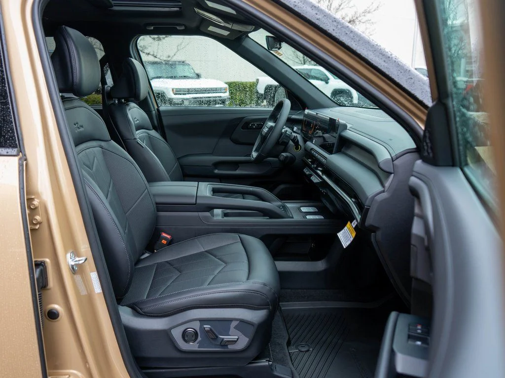 New 2027 Terrain Brown Kia X-Line EX image 10